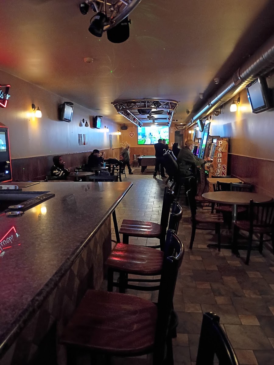 Florinos Pizza & Bar Photo 3